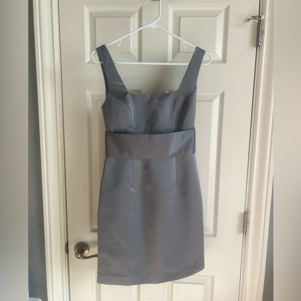 Gorgeous Allen Schwartz cocktail dress in SILVER